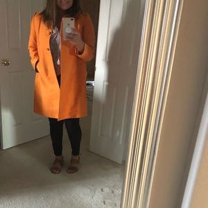 Stylish 🧥 fits like a L or 12